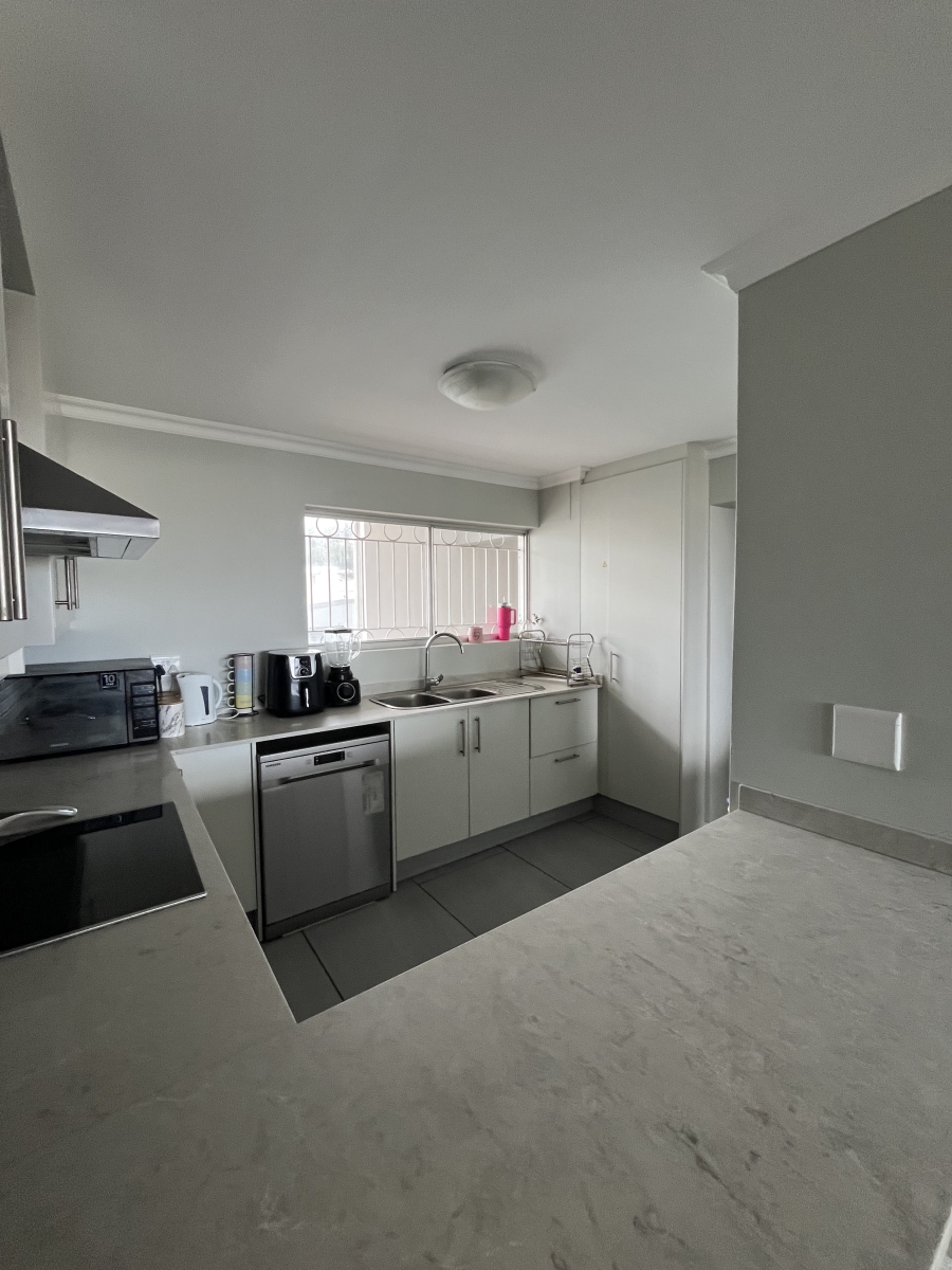 3 Bedroom Property for Sale in Muizenberg Western Cape